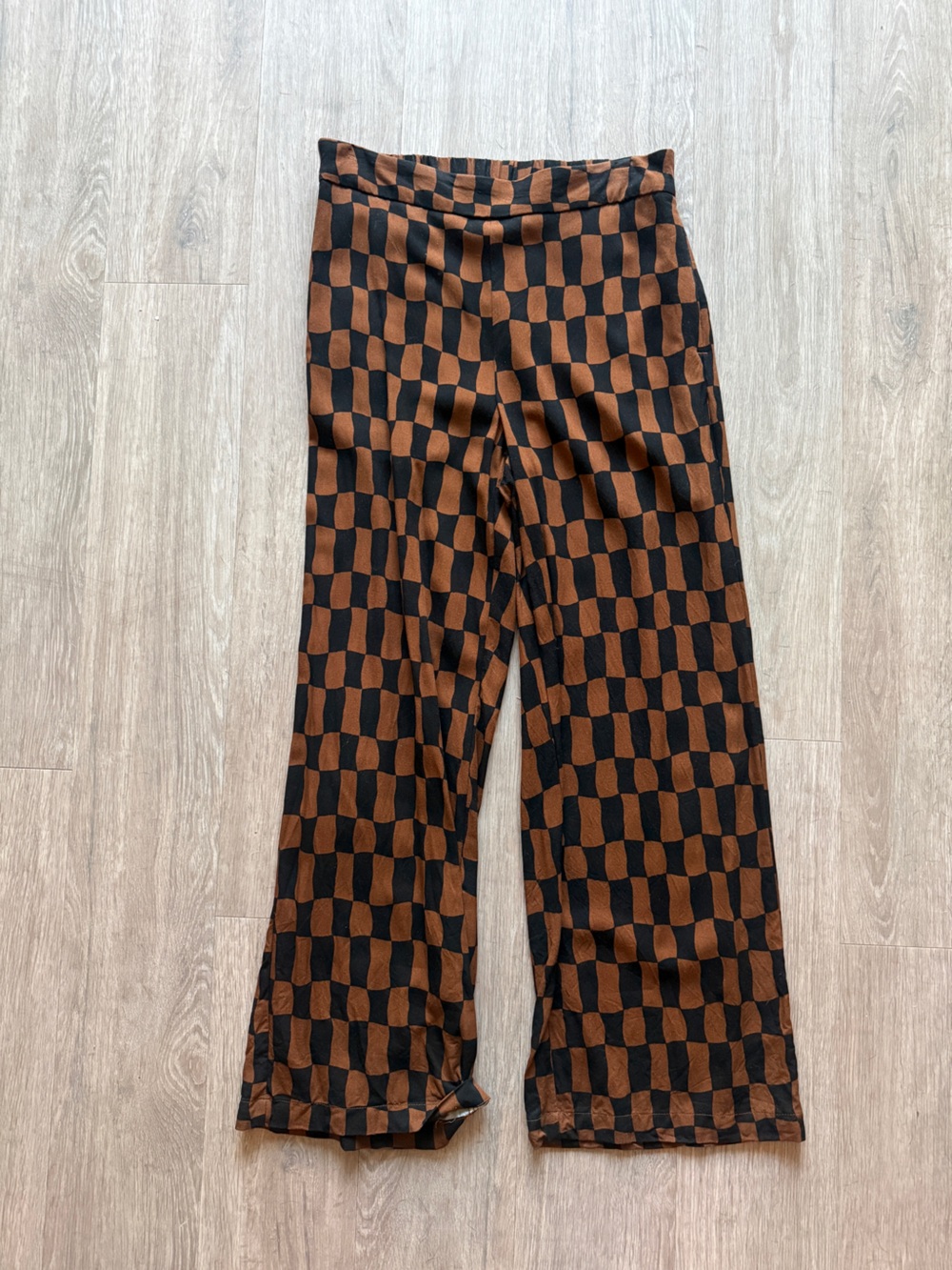 Old Navy Black & Brown Checkerboard Pants